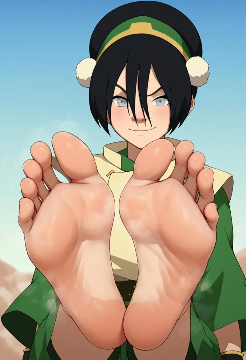 toph toes.jpg